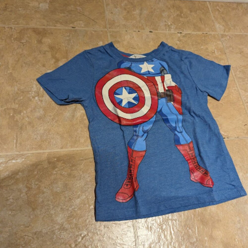 Marvel Avengers Captain America T shirt size 4t